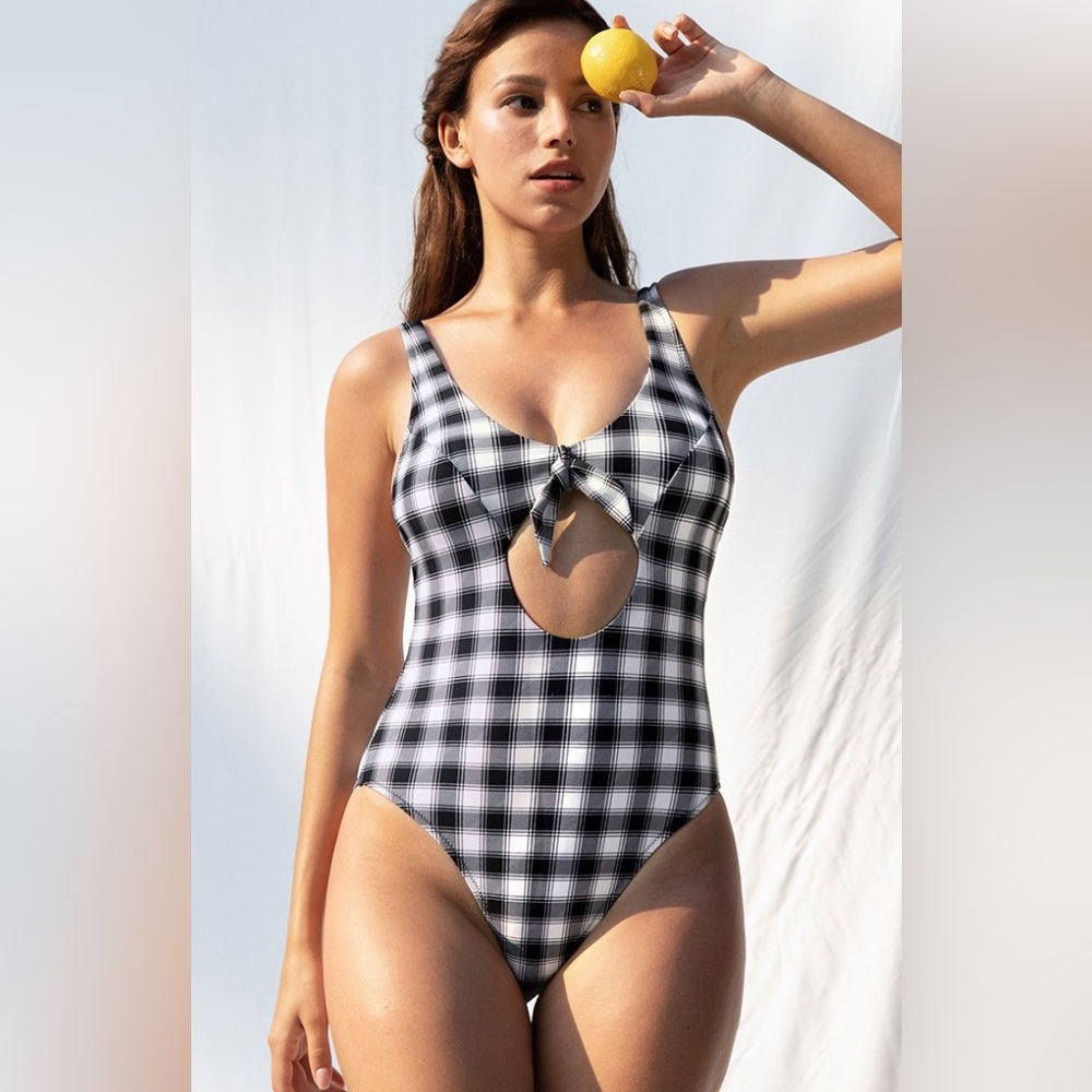 Cupshe - Retro Gingham Bow-Knot Cutout One-Piece Swimsuit Women’s Size Large